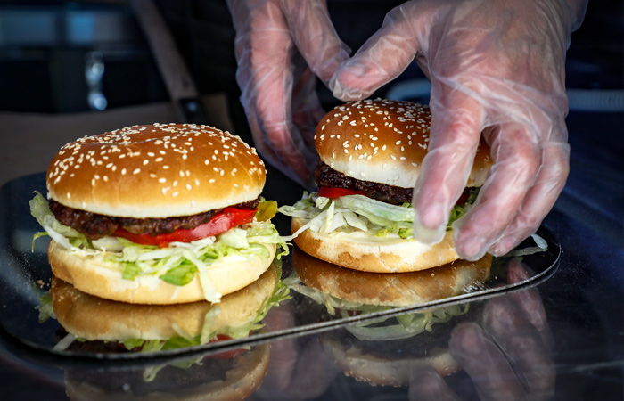Rusya'da hamburger fiyatlarına % 10 ekstra KDV zammı geliyor